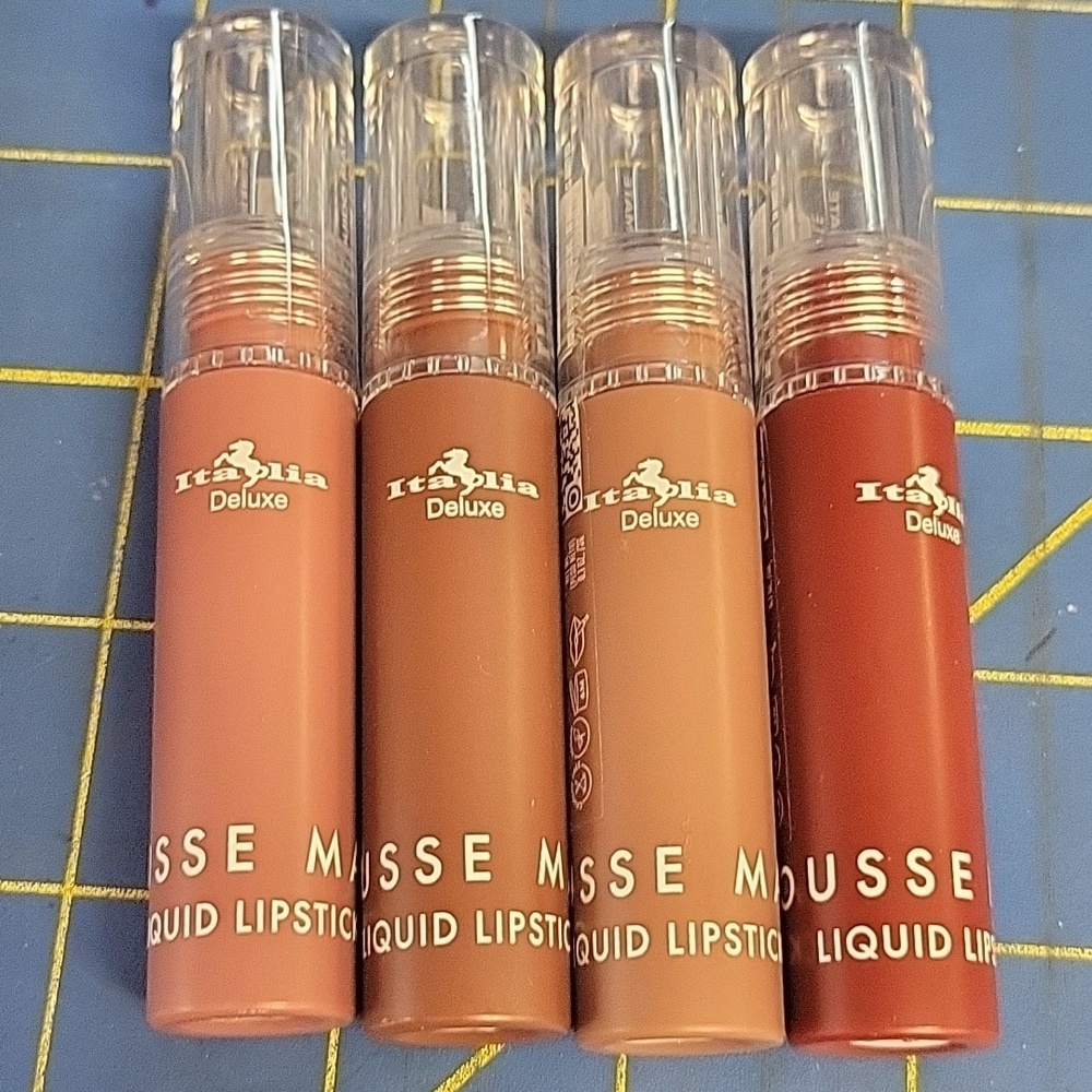 Italia Deluxe Mousse Matte Liquid Lipsticks Set of 4